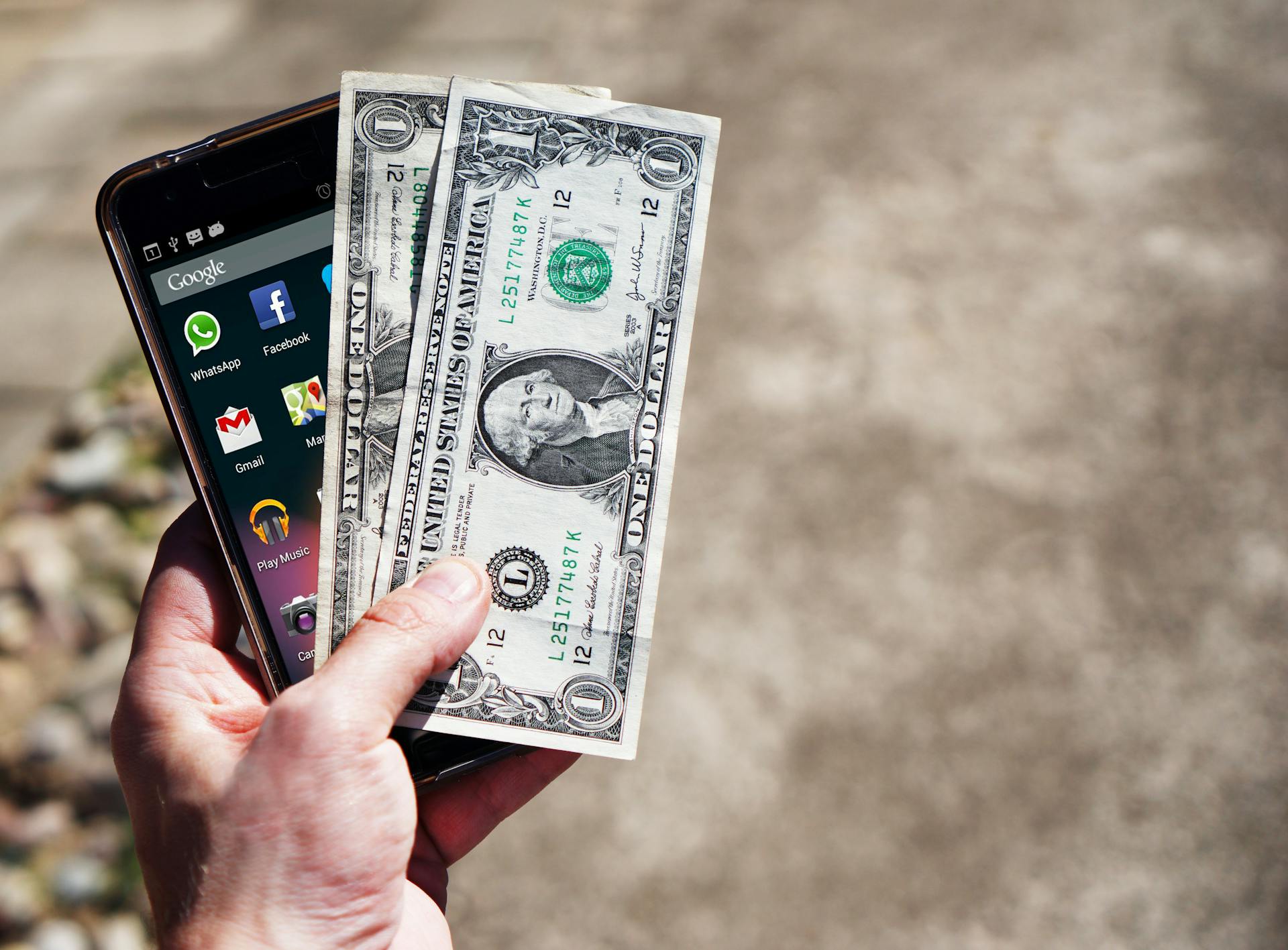 The Best Money-Saving Apps You Need to Download